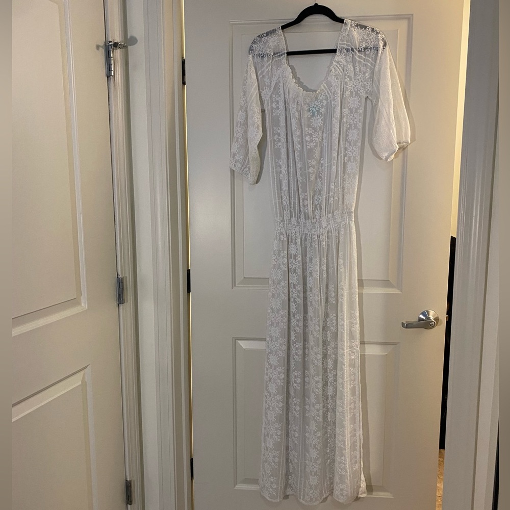Melissa Odabash white maxi lace eyelet dress, never worn one size, resort wear